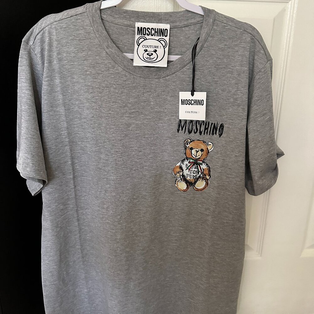 Moschino Men's Gray  Teddy Crewneck T shirt Size XL (US 42) Brand New!!